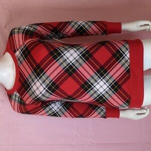 No Boundaries Red and Black Plaid Fleece Pullover Holiday Christmas Sweatshirt